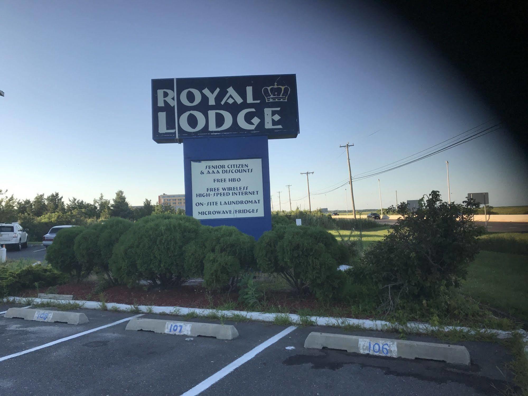 Royal Lodge Абсекон Екстериор снимка